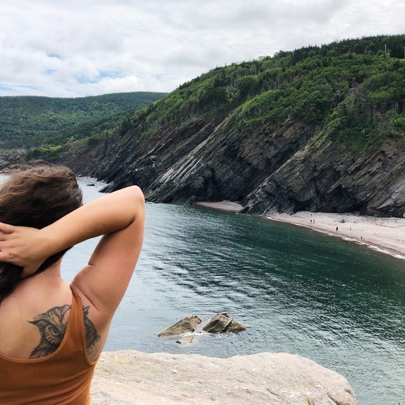 Meet your Posher, Hélène - Picture 1 of 1